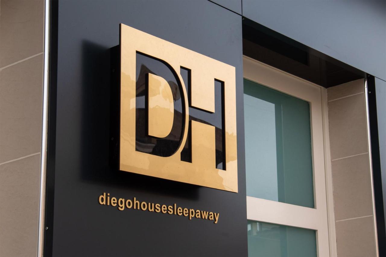 Diegohousesleepaway Vittoria Exterior photo